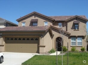 Building Photo - 2055 La Rabyn Way