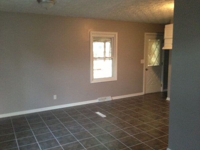Foto del edificio - 3BR Pl
