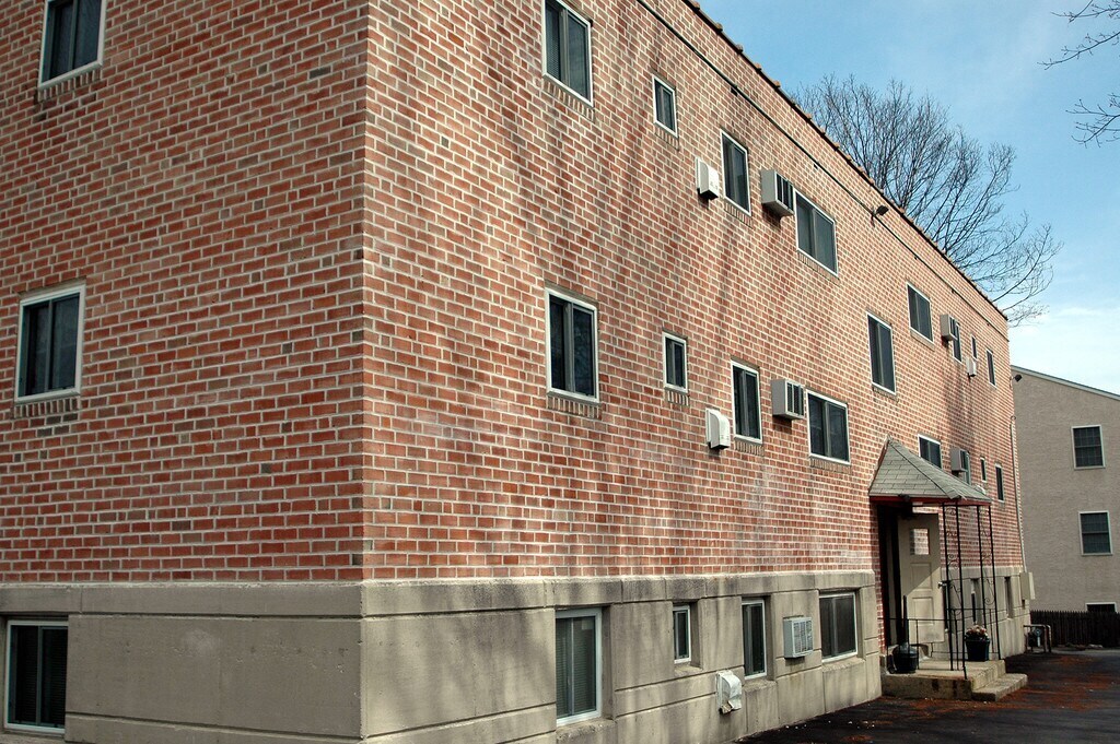 Foto del edificio - Larchmont Terrace