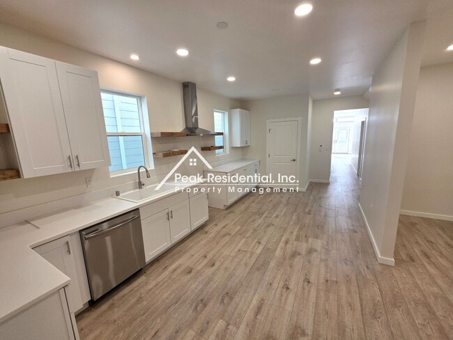 Foto del edificio - Updated 4bd/2ba Walnut Grove House