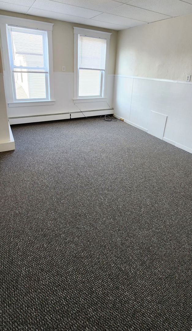 Building Photo - 436 School St