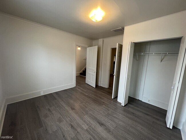 Building Photo - 3 br, 1 bath House - 515 Webb St