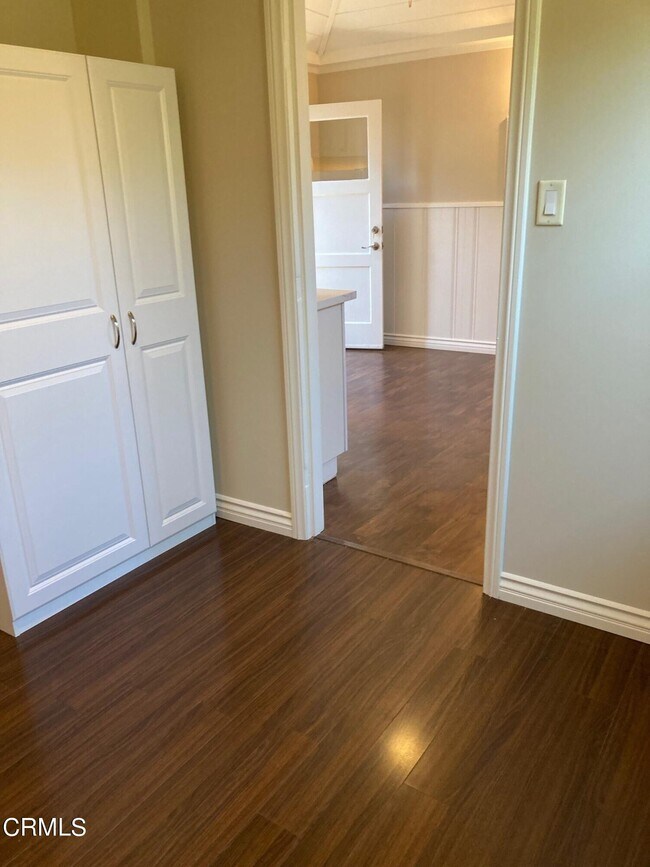 Foto del edificio - 120 Shamrock Dr