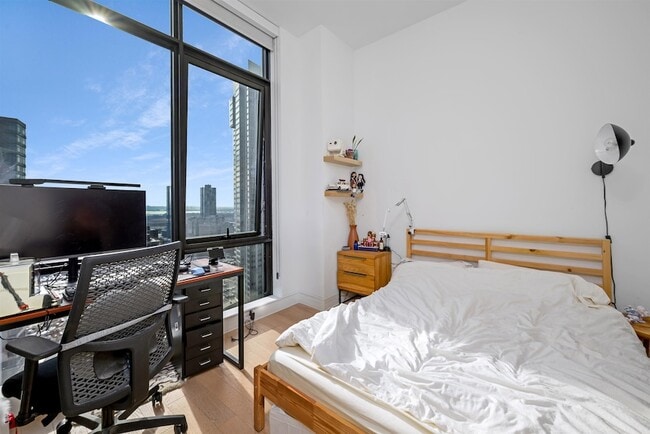 Photo - 10 Provost St House