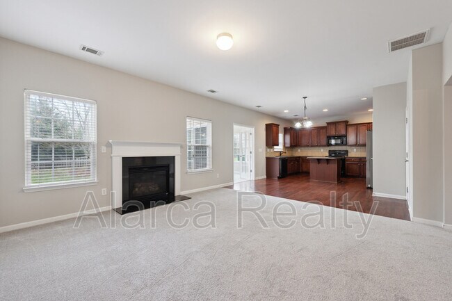 Foto del edificio - 6516 Hermsley Rd