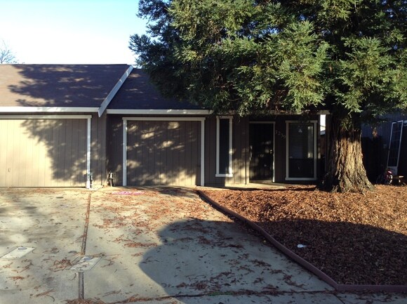 Building Photo - 3239 Seal Ct