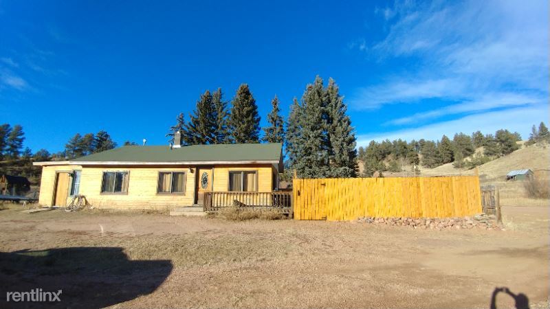 Foto principal - 3 br, 1 bath House - 85 Costello Ave