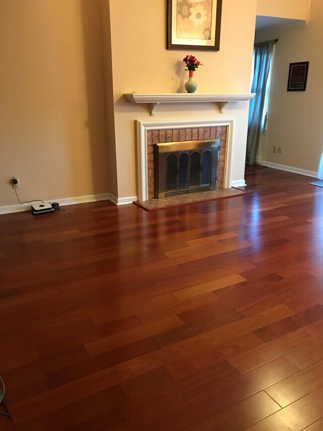 Photo - 124 Hillsboro Pl Apartment