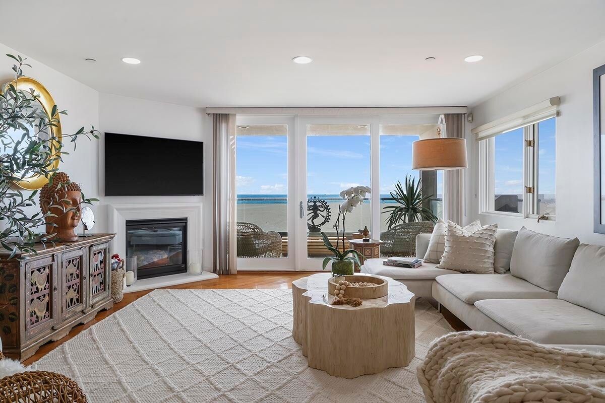 Foto principal - 4715 Ocean Front Walk