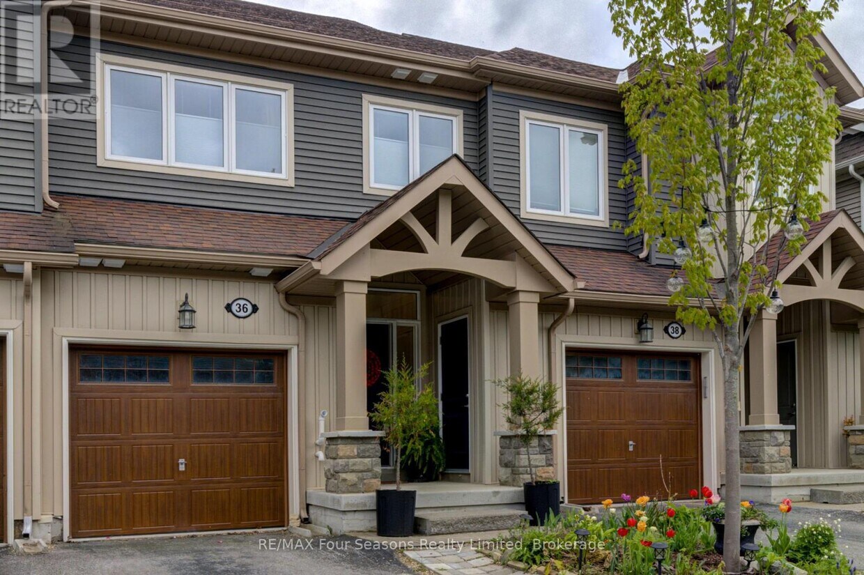 Primary Photo - 36 Lett Ave