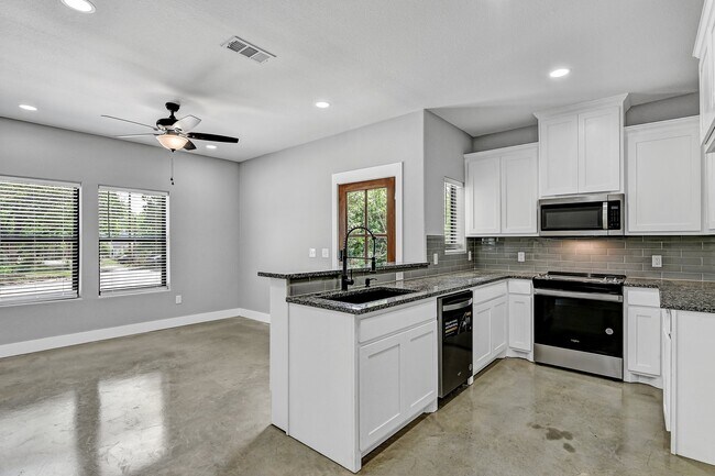 Foto del edificio - 1323 S 5th Ave