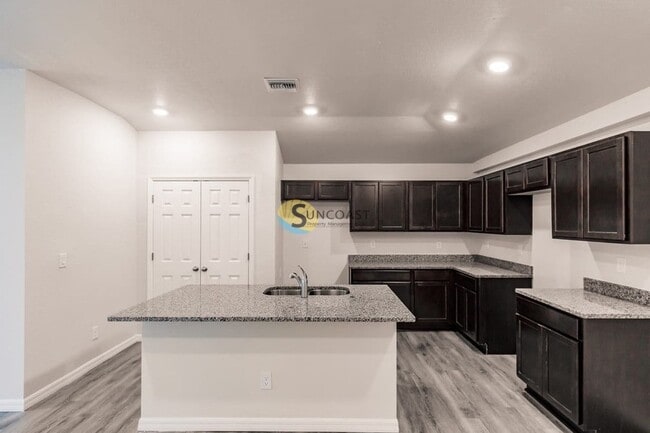 Foto del edificio - 311 Norwalk Ave