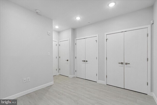 Building Photo - 516 W Susquehanna Ave