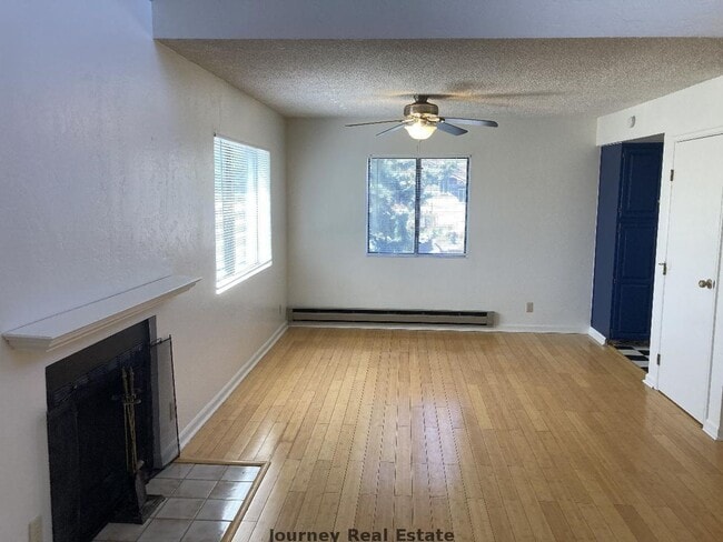 Building Photo - 333 W Leroux St