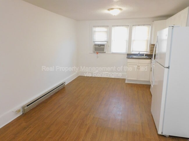 Photo - 810 Brent St SW Townhome