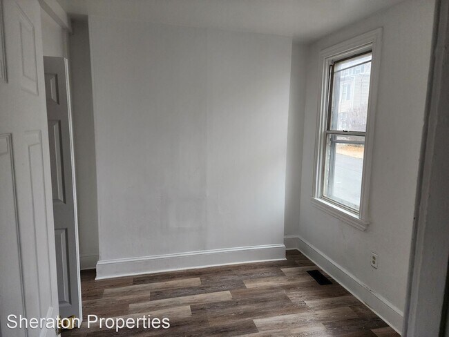 Building Photo - 3 br, 1 bath House - 322 8th Ave.