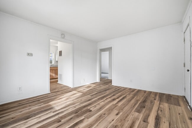 Foto del edificio - 1614 W 18th St