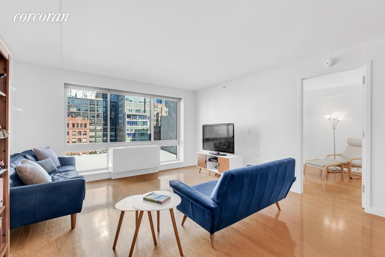 Foto principal - 546 W 24th St