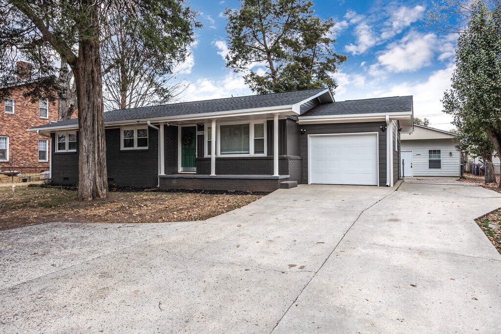 4206 Holmes Ave NW, Huntsville, AL 35816 House Rental in Huntsville, AL