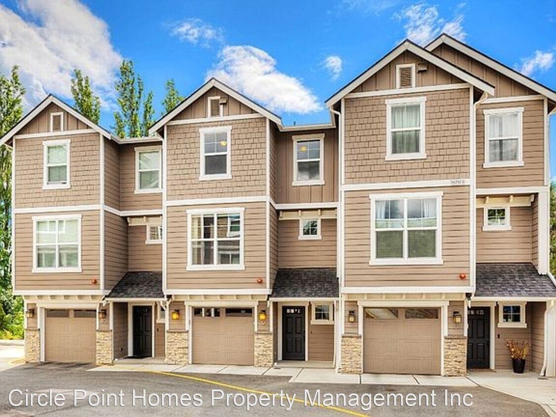 Foto principal - 3 br, 2.5 bath House - 16212 48th Ave W #9