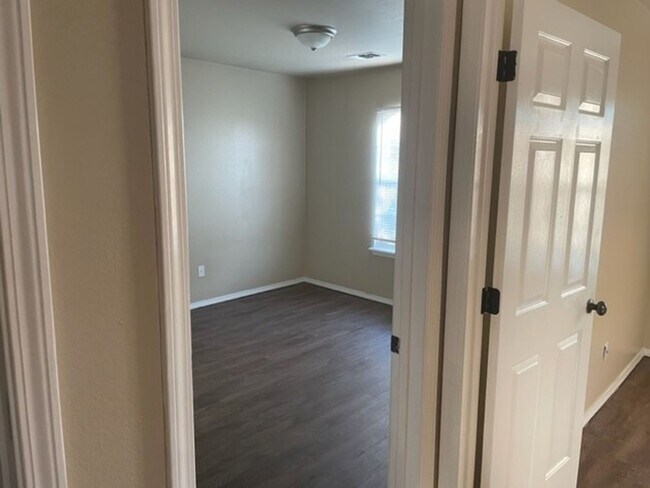 Foto del edificio - 4418 S Aldredge St