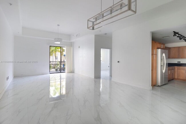 Building Photo - 8395 SW 73rd Ave