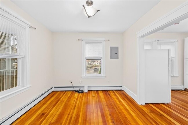 Building Photo - 1226 Park Ave