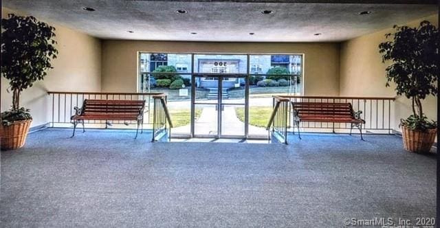 Building Photo - 300 Meadowside Rd