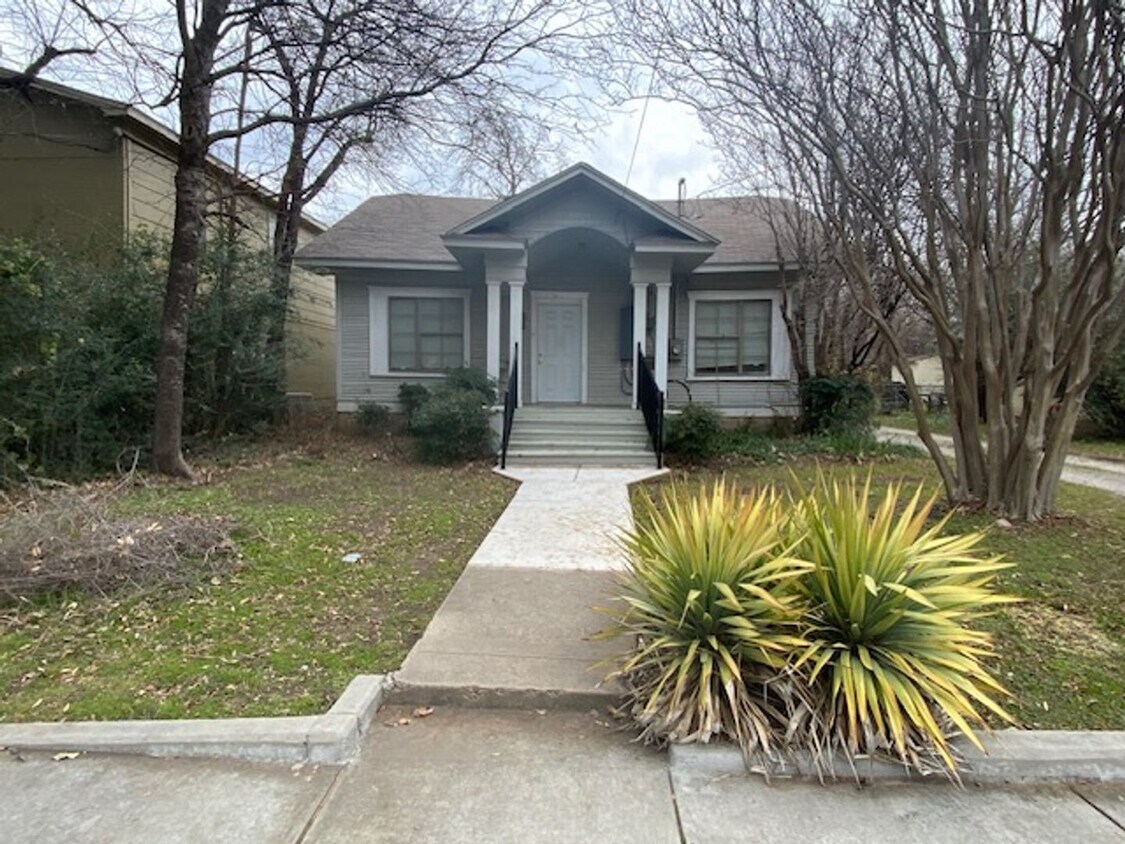 Foto principal - 2 BEDROOM 1 BATHROOM HOUSE WITH OFFICE