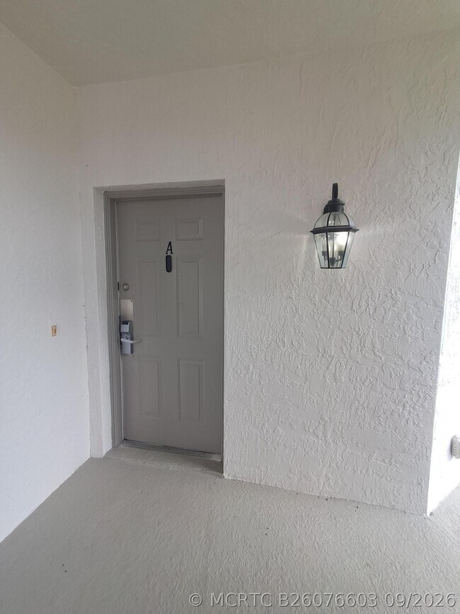 Foto del edificio - 8924 Sandshot Ct
