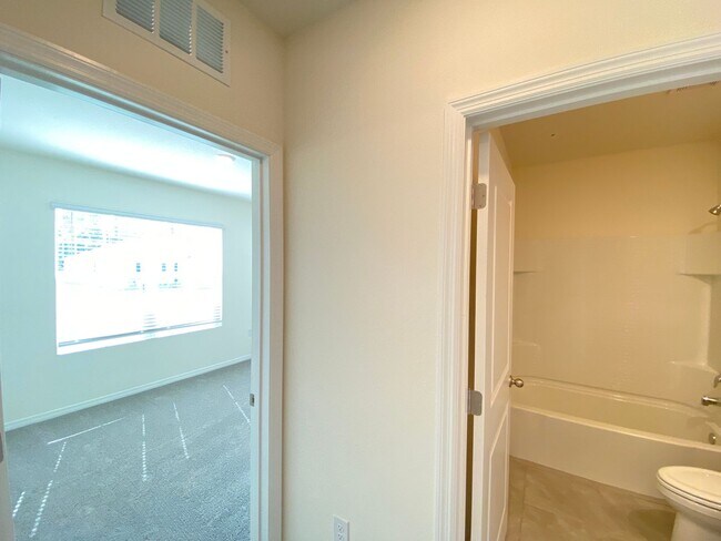 Foto del edificio - Coming Soon! *Unavailable for Showing until  January 15th*Desirable SE Ocala Subdivision - Lake D...