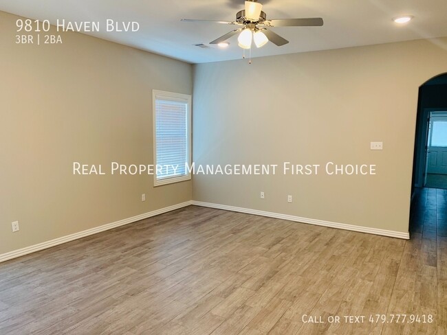 Building Photo - 3 BED DUPLEX IN CHAFFEE CROSSING