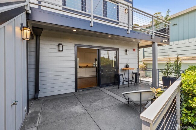 Foto del edificio - 316 Humboldt Rd