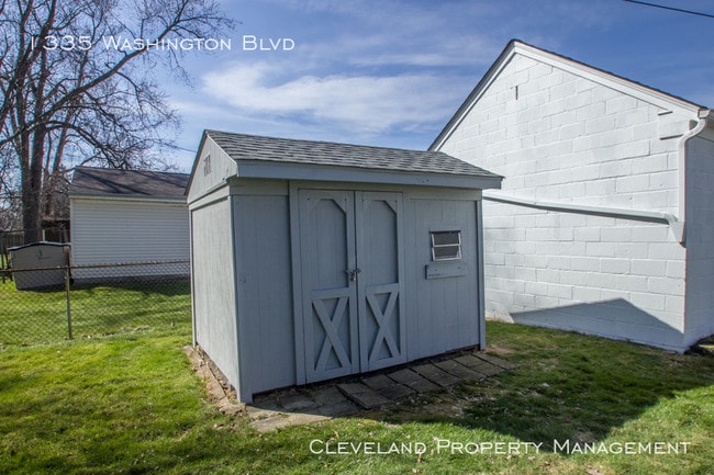 Building Photo - Stunning Mayfield Hts Cape Cod