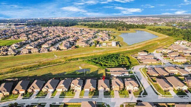 Foto del edificio - 28302 Buffalo Fork Ln