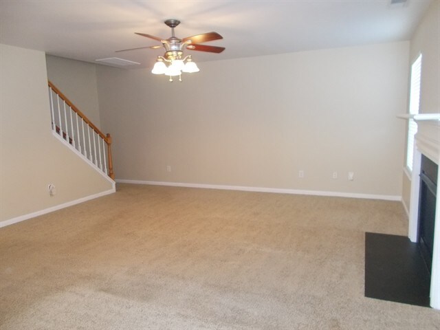 Foto del edificio - 5937 Firethorne Ln