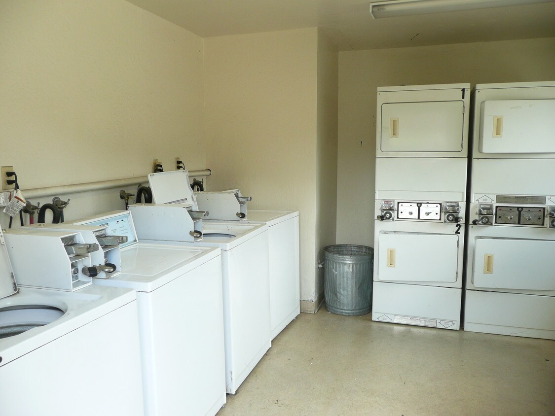 Primary Photo - 1287 Ayala Dr