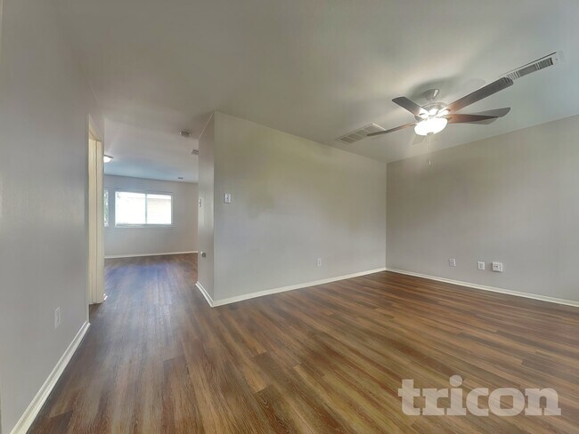 Building Photo - 20541 Patriot Park Ln