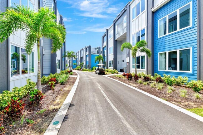 Foto del edificio - 7740 Sandy Ridge Dr