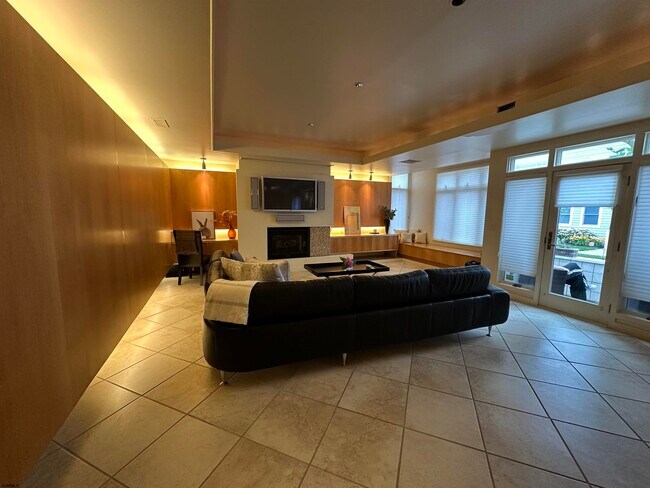 Foto del edificio - 7701 Atlantic Ave