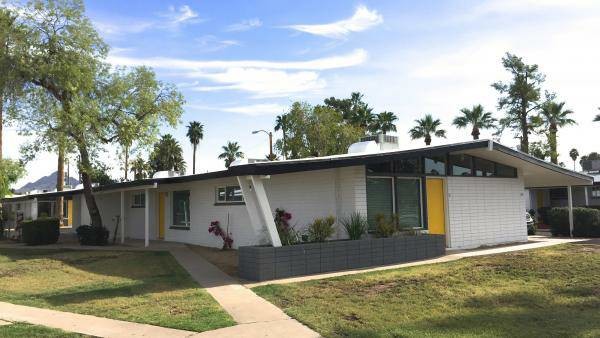 Building Photo - Modern Retro Living