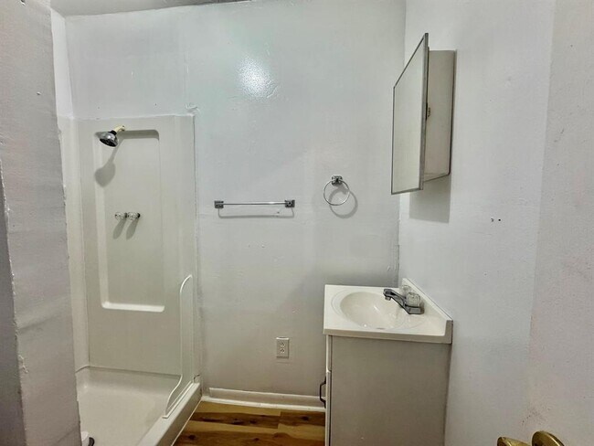 Foto del edificio - 11414 Sralla Rd