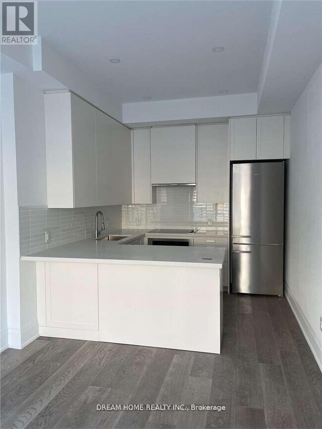 Photo du bâtiment - 18 Greenbriar Rd