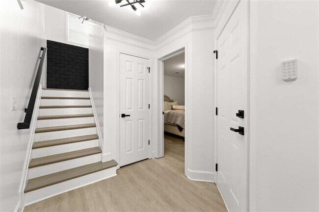 Building Photo - 1501 Glenivy