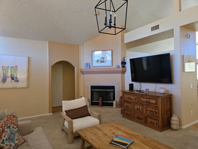 Building Photo - Furnished, 1-Year Long-Term Rental