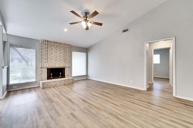 Foto del edificio - Great 4/2 in North Austin