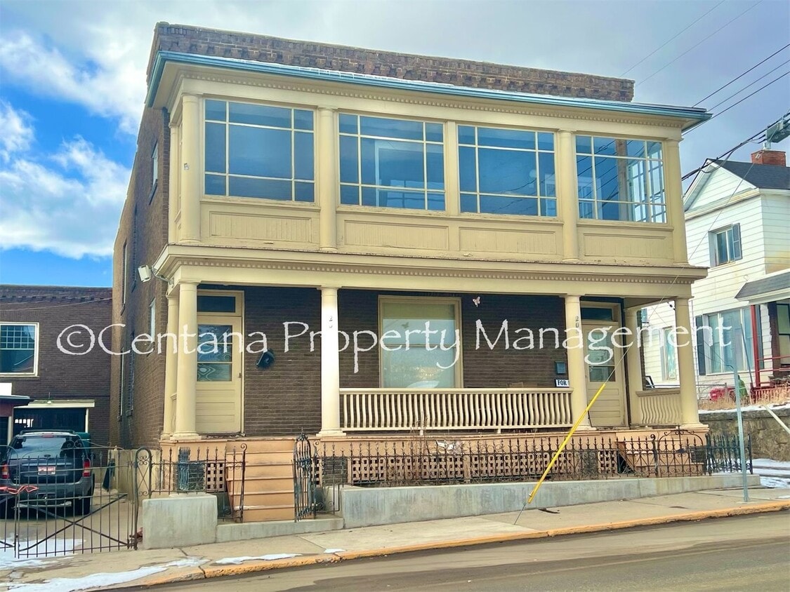 Primary Photo - 205-207 N Excelsior Ave
