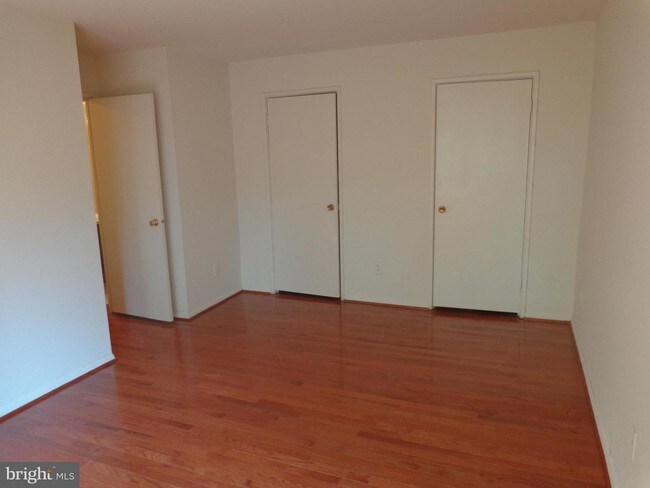 Foto del edificio - 8004 Chanute Pl