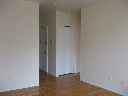 Building Photo - 953 Amsterdam Ave