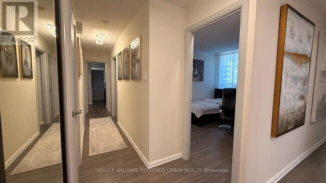 Photo du bâtiment - 1515 Lakeshore Rd E